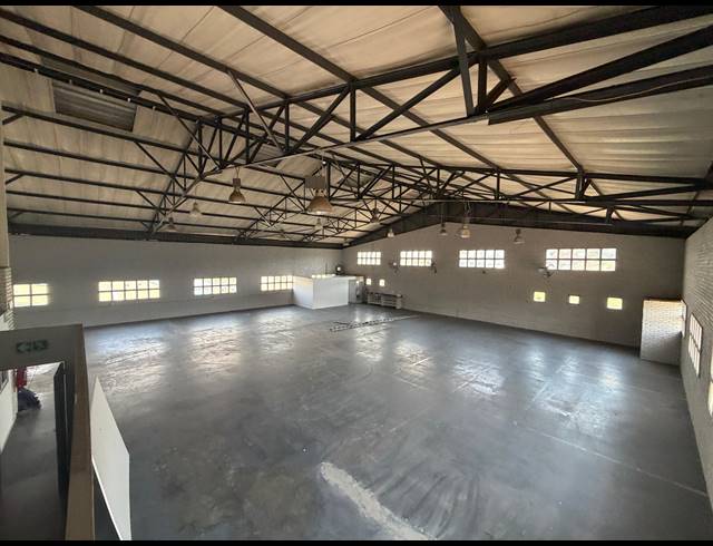 1,200M² WAREHOUSE TO LET IN BARBEQUE DOWNS